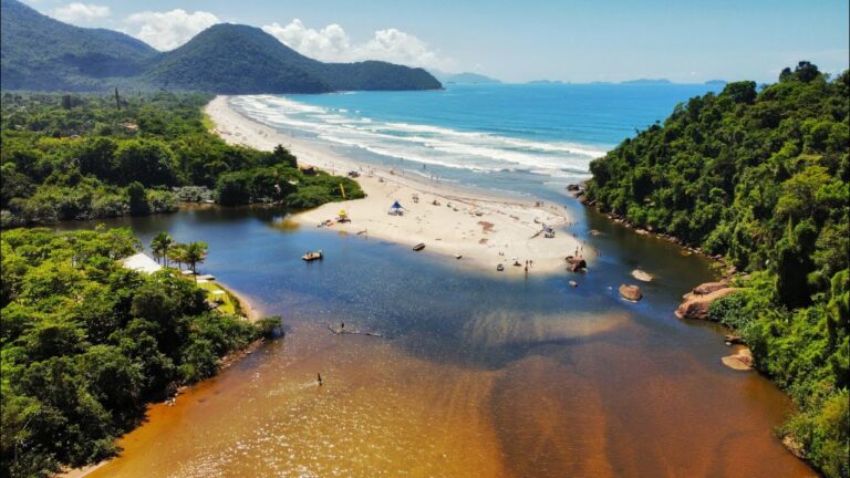 As 10 Praias Mais Bonitas de Ubatuba que Você Precisa Visitar